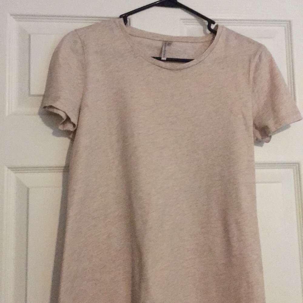 Banana Republic shortsleeved tee